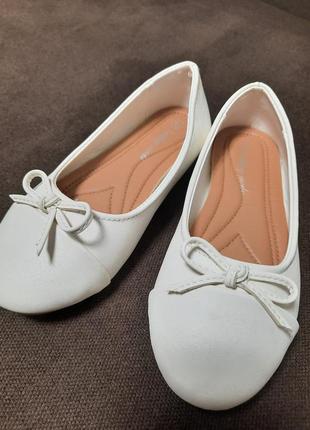 Балетки с бантиком