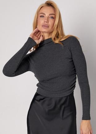 Женский трикотажный гольф с драпировкой