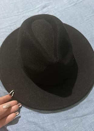 Шляпа с пирсингом. новая