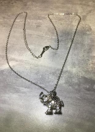 Красивая цепочка с слоником