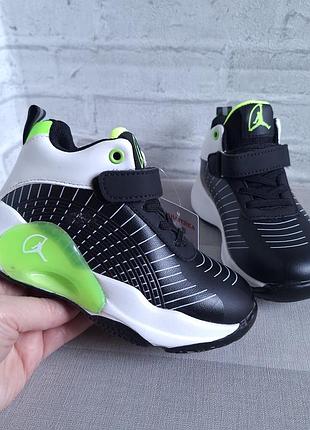 Распродажа кроссовки,  хайтопы  размеры 26, 27, 28, 29, 31.