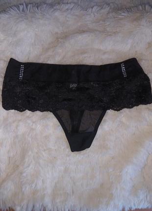 Дуже класні трусики в сіточку з з мереживом і стразами