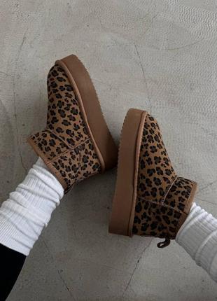 Угги Продам женские ботинки Челси Ugg