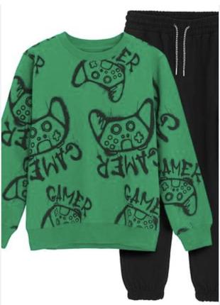 Костюм спортивний