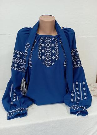 Вышитая блуза