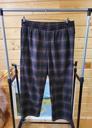 Теплые штаны унисекс uniqlo