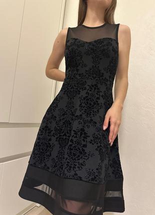 Вечірня сукня міді з подовженим задом s quiz