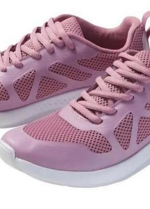 Жіночі кросівки crivit sports