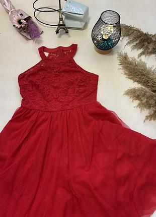 Жіноча сукня червона випускна