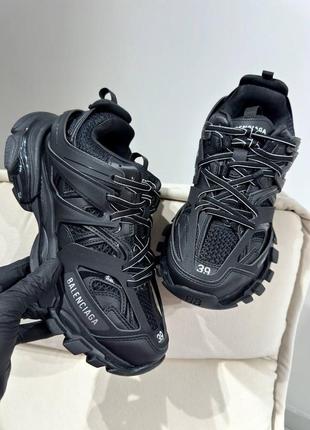 Брендовые черные кроссовки кроссы track