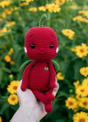 Вязаная мягкая игрушка вишенка- черешечка