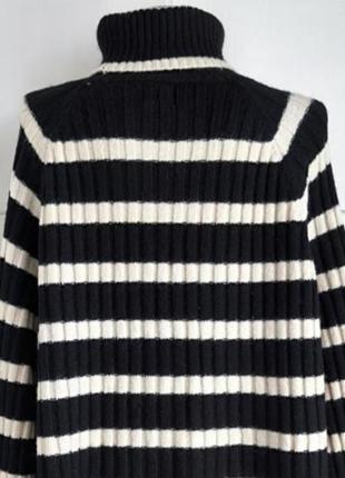 Светр оверсайз