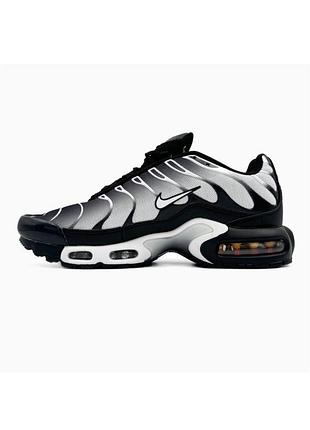 Круті кросівки nike air max tn plus  grey black