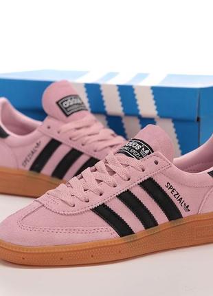 Женские кроссовки adidas spezial