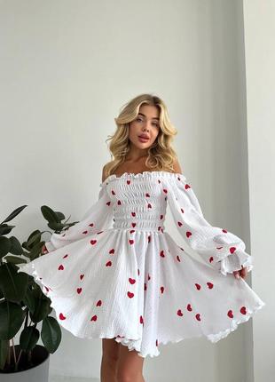 Нежное муслиновое платье в сердечках 100% хлопок верх на резинке длина мини длинный рукав