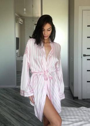 Халатик  шовк🔥🔥🔥
очень крутой и стильный, на запах, на поясок