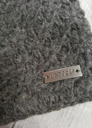 Теплая шапка из шерсти lindberg