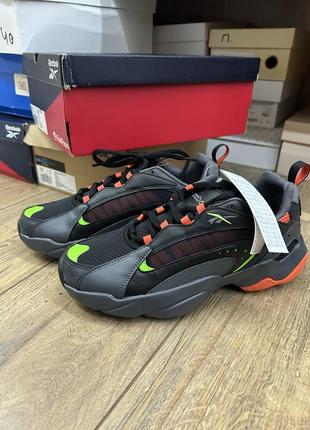Кросівки reebok royal pervader 42,5 чоловічі чорні