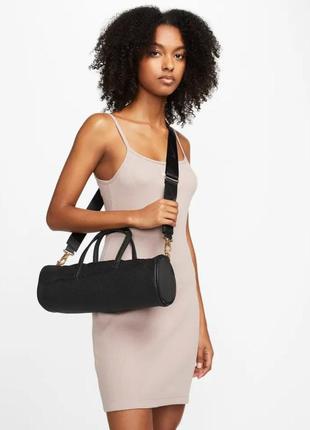 Сумка через плече nike classic barrel bag