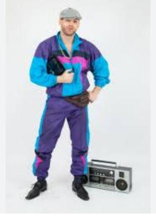 Костюм в стиле90х