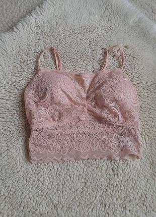 Кружевной топ с чашечками