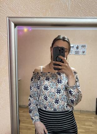 Вкорочена кофта