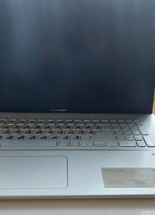 Ноутбук asus