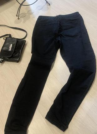 Базовые стрейчевые брючки