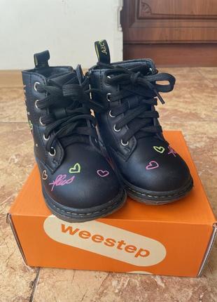 Ботинки для девочки weestep