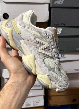 Жіночі кросівки топ 🏜️