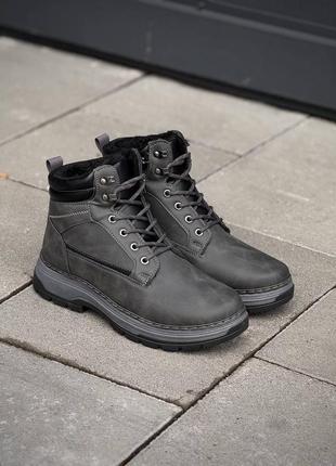 Черевики високої якості щільні не сковуються в русі гарна тканина зручні повсякденні