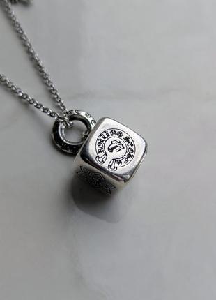 Кулон chrome hearts кубик 6