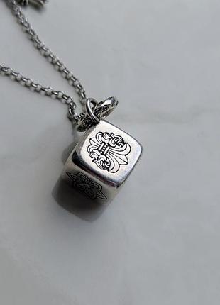 Кулон chrome hearts кубик 7