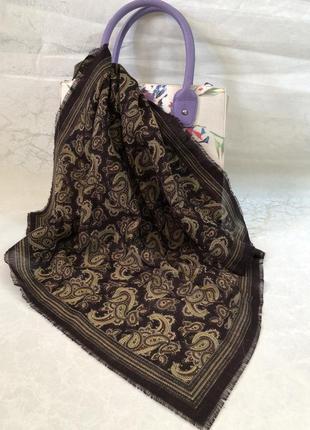 Вовняна хустка