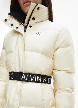 Пуховая женская куртка calvin klein размер xs