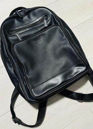 Трендовий чоловічий рюкзак