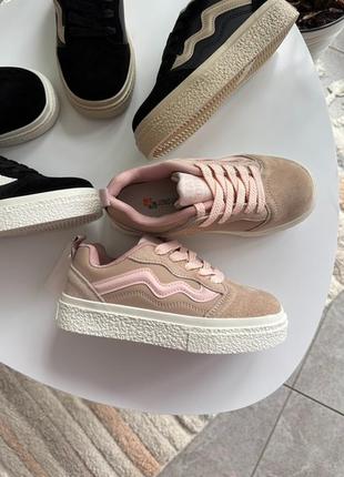 Кросівки дитячі 2