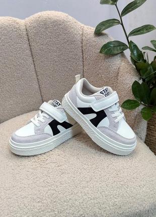 Кросівки дитячі 3