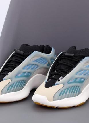 Женские кроссовки adidas yeezу 700 v3 azael