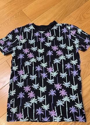 Футболка с пальмами