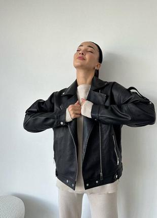 Стильная женская куртка из эко кожи