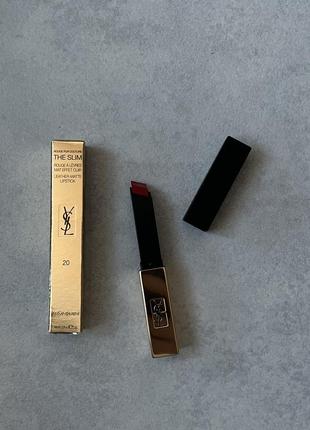 Матова помада для губ yves saint laurent rouge pur couture the slim
