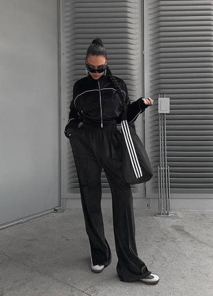 Женский спортивный велюровый костюм двойка