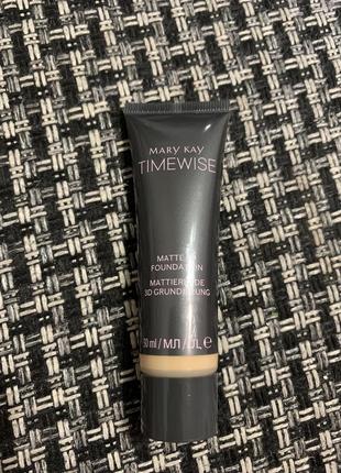 Тональна основа mary kay timewise