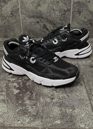 Кроссовки adidas astir