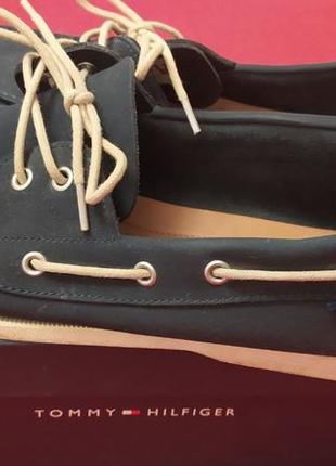 Мокасини чолвічі нубукові tommy hilfiger.
