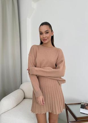 Жіночий якісний теплий в'язаний костюм із спідницею чорний