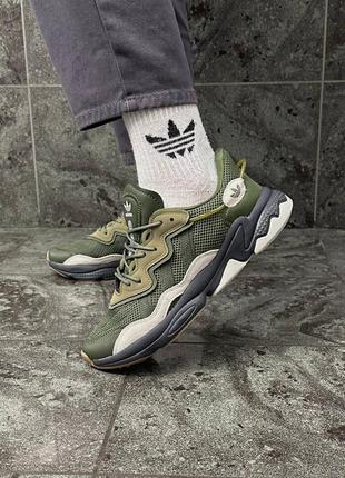 Кроссовки adidas ozweego