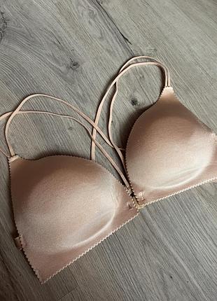 Бесшовный бюстгальтер