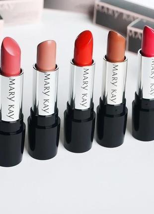 Гелева помада для губ mary kay
